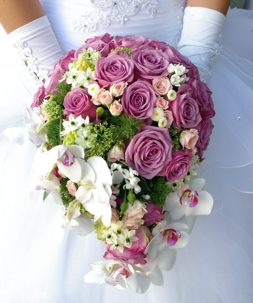 ウエディングブーケも各種ご用意いたします